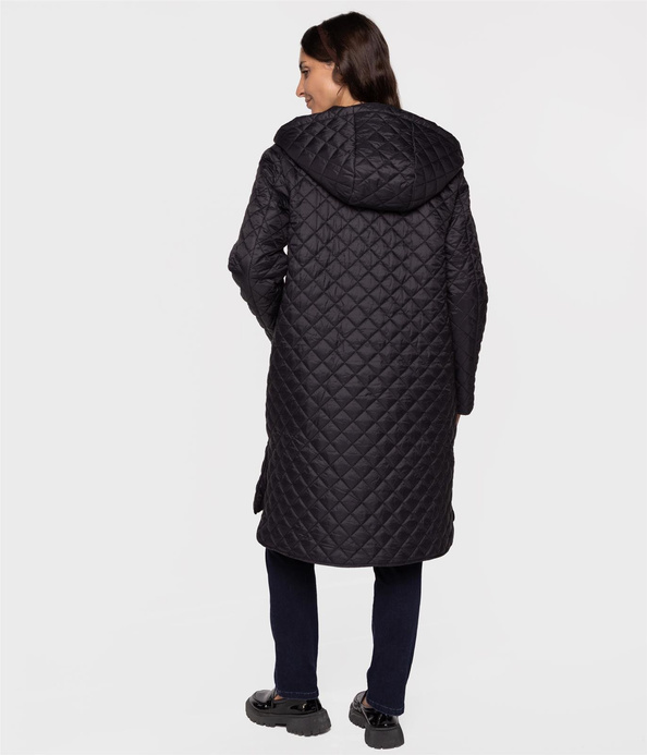 Długa pikowana kurtka z kapturem LORENA 2306 BLACK