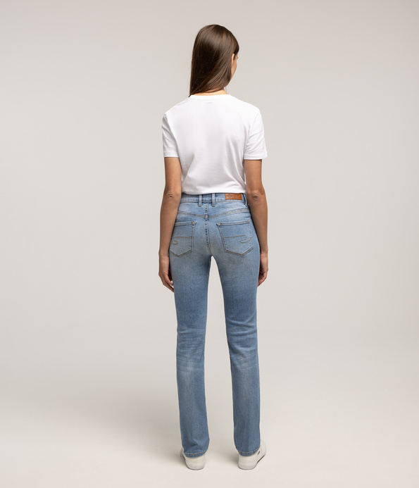 Jeansy damskie slim LC135 3006 LIGHT USED