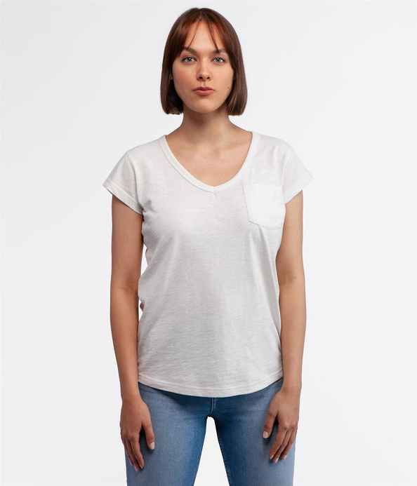 T-shirt z kieszenią i dekoltem w serek OLIVIA 4045 WHITE