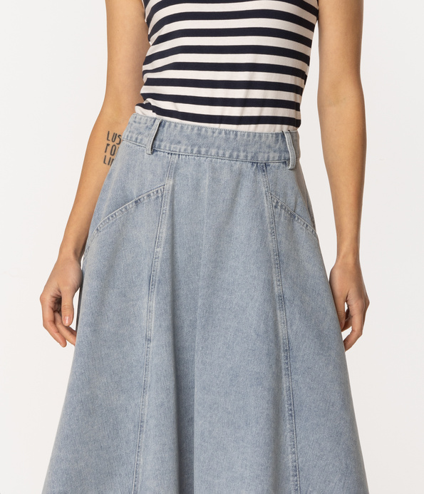 Denimowa rozkloszowana spódnica NEMA 3084 LIGHT WASH