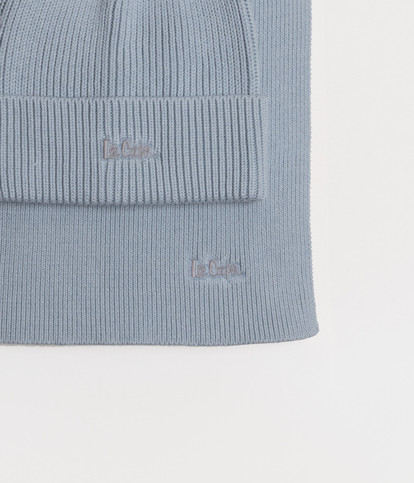 Komplet z kaszmirem czapka zimowa damska i szalik 9011 LIGHT BLUE