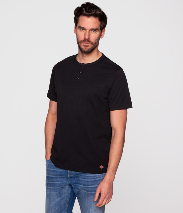 T-shirt z rozpinanym dekoltem HENLEY 2023 BLACK