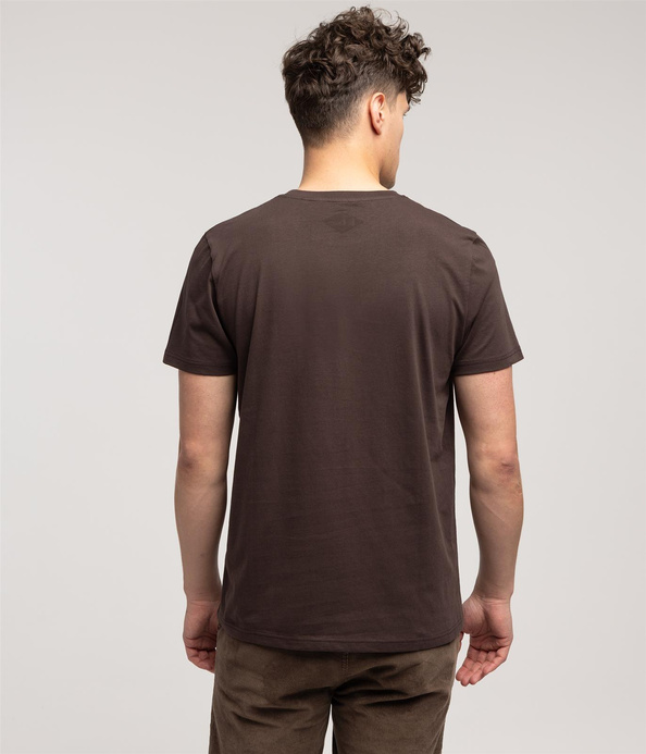 Klasyczny t-shirt z okrągłym dekotem OBUTCH 0875 CHOCOLATE TORTE